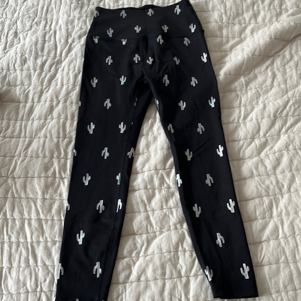 Beyond Yoga Cactus Print high waisted leggings